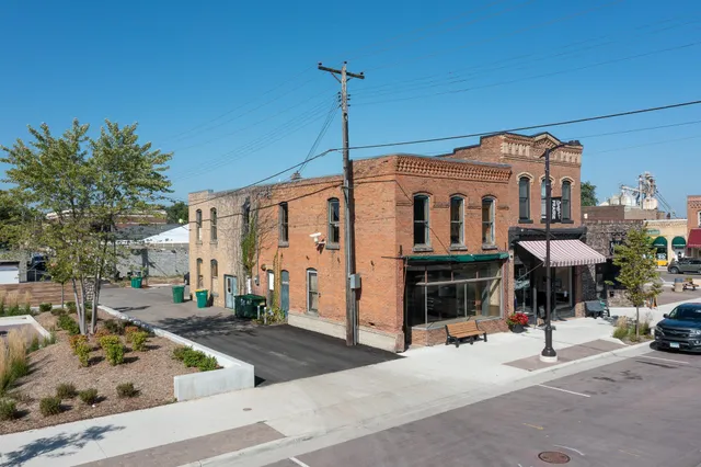 $145,000 | 108 South Meridian Street, Belle Plaine, MN 56011