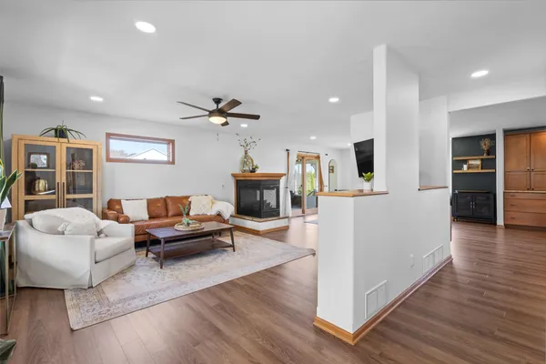 $725,000 | 7008 Laufenberg Boulevard, Cross Plains, WI 53528