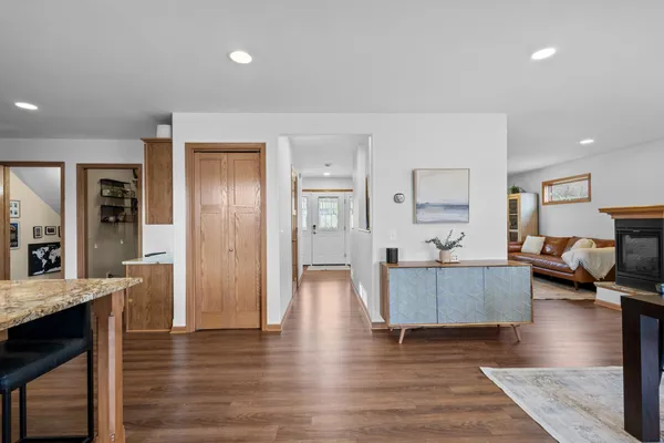 $725,000 | 7008 Laufenberg Boulevard, Cross Plains, WI 53528