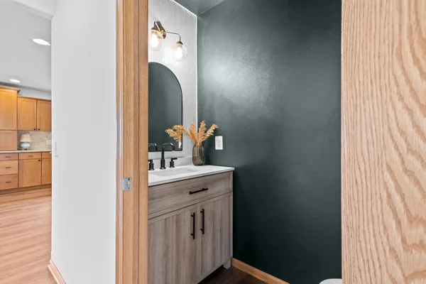 $725,000 | 7008 Laufenberg Boulevard, Cross Plains, WI 53528