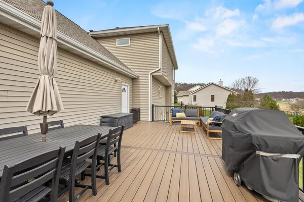 $725,000 | 7008 Laufenberg Boulevard, Cross Plains, WI 53528