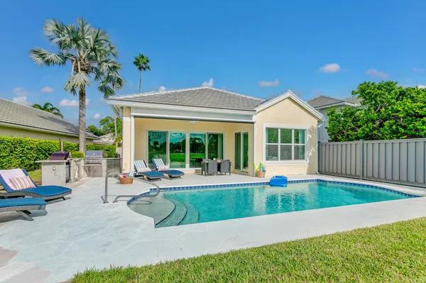 $17,500 | 605 Masters Way, Palm Beach Gardens, FL 33418