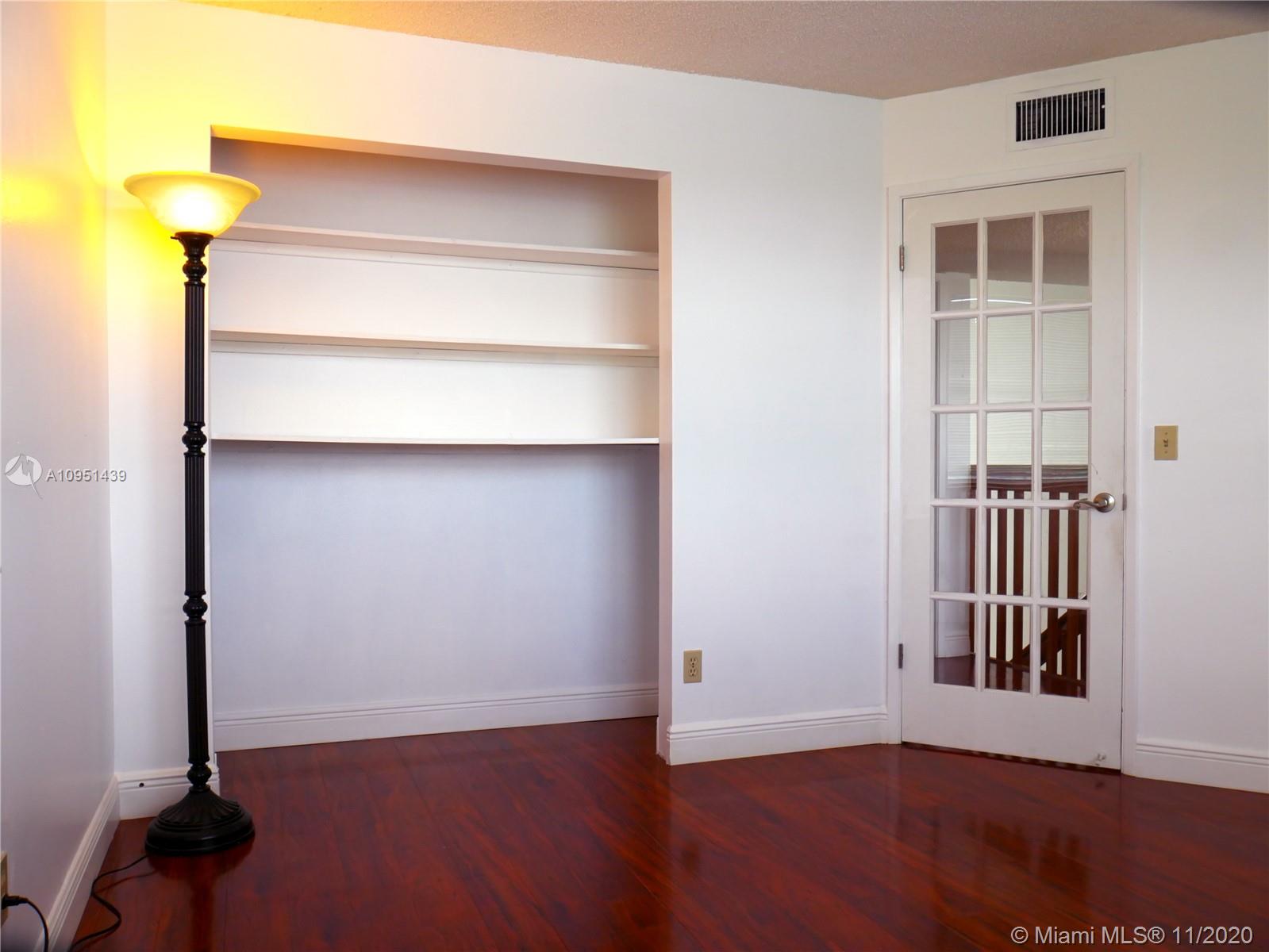 4709 Grapevine Way Davie, FL 33331 - Photo 32 of 41 Second bedroom / office.