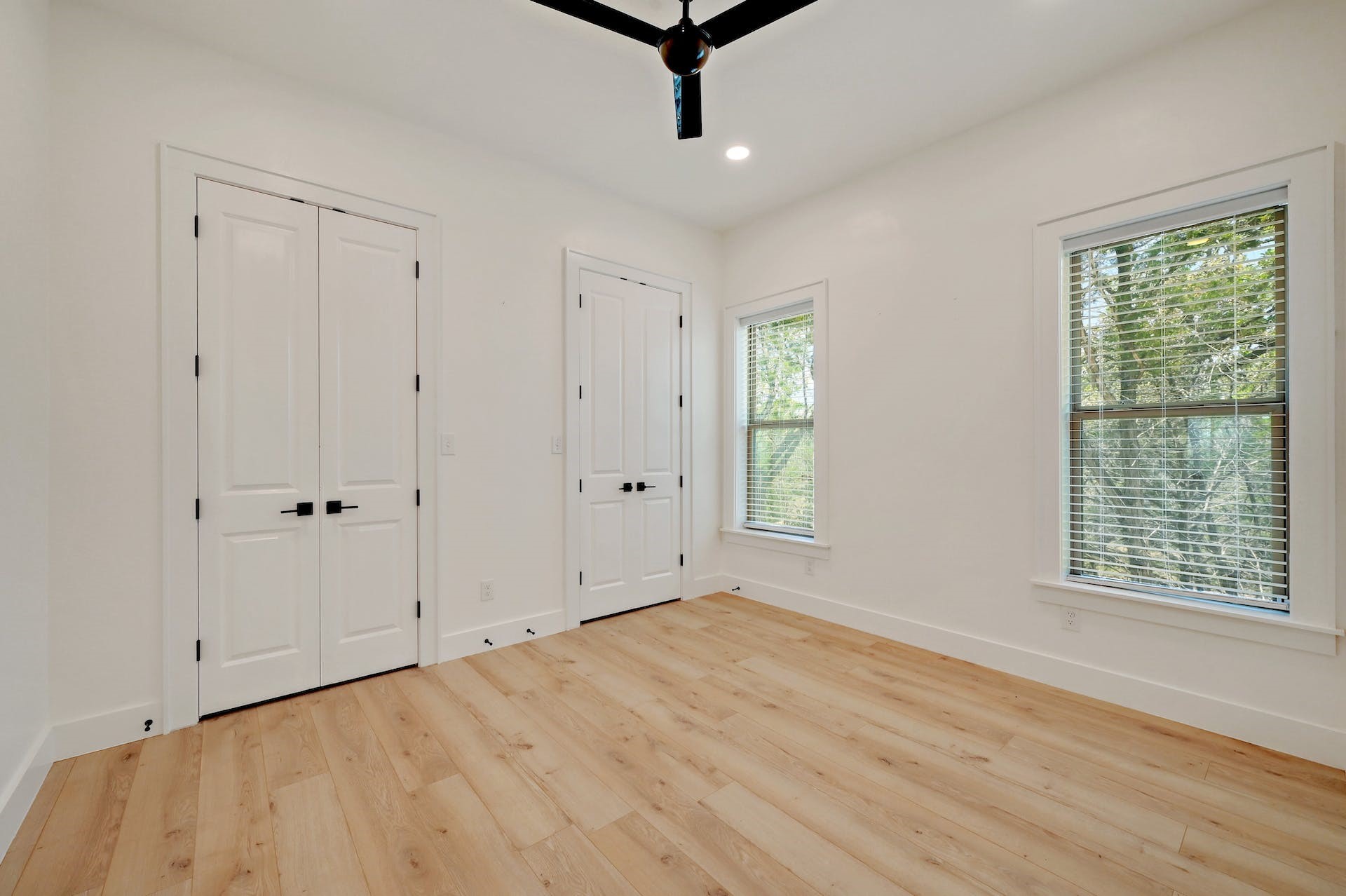 2 Cherokee Trail Wimberley, TX 78676 - Photo 18 of 26 a view of an empty room and window