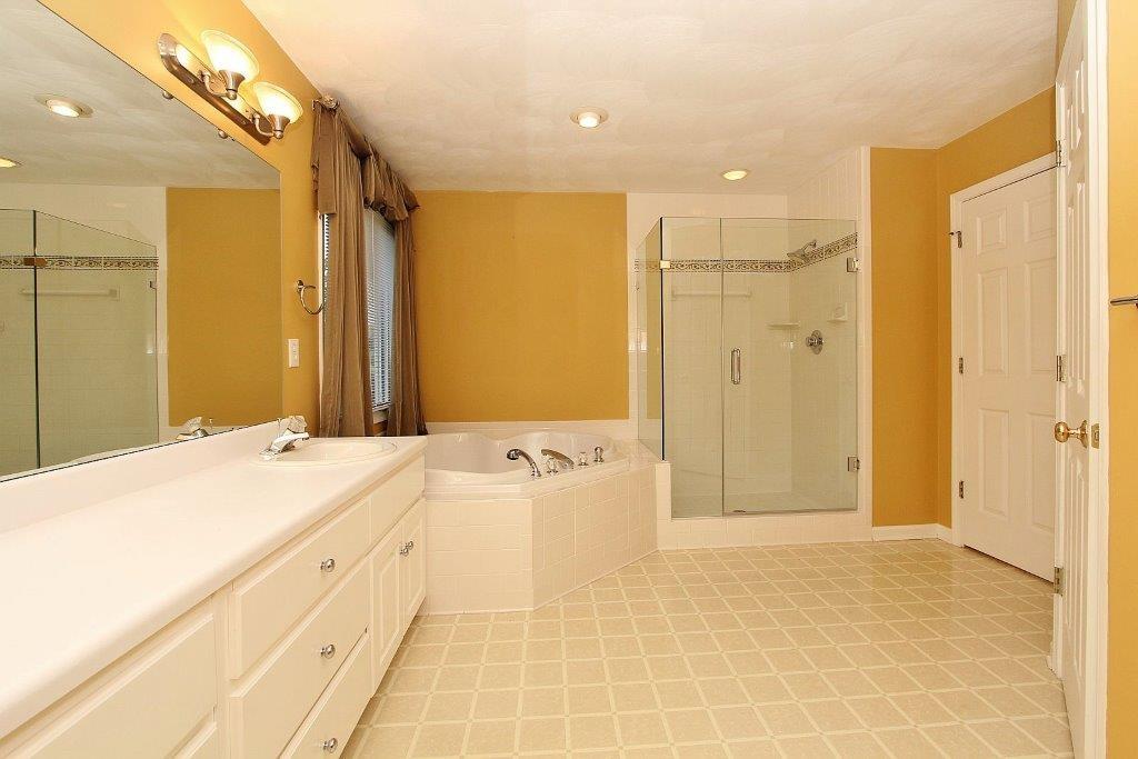 1929 Springmill Road Salem, VA 24153 - Photo 26 of 51 img_9707