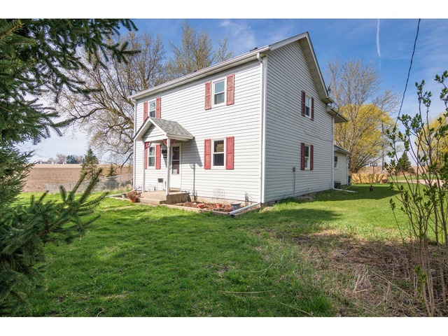 7378 Goeke Road Davis, IL 61019 - Photo 3 of 25
