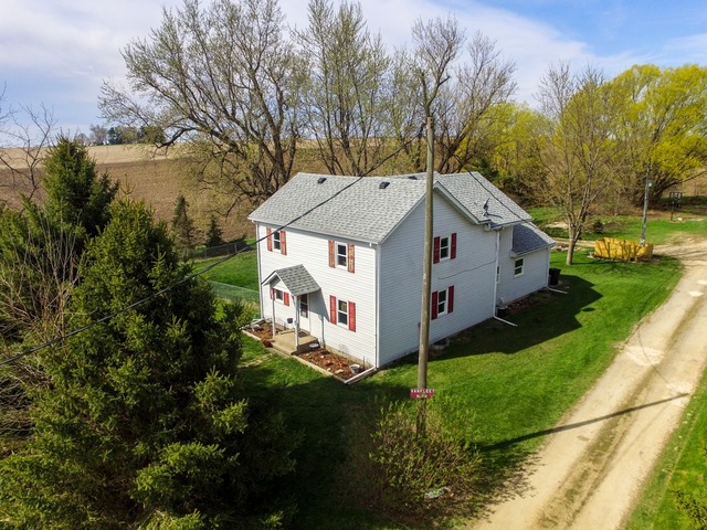 7378 Goeke Road Davis, IL 61019 - Photo 4 of 25