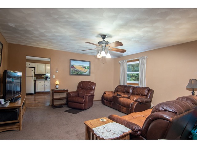 7378 Goeke Road Davis, IL 61019 - Photo 5 of 25