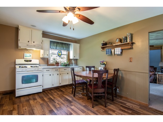 7378 Goeke Road Davis, IL 61019 - Photo 9 of 25