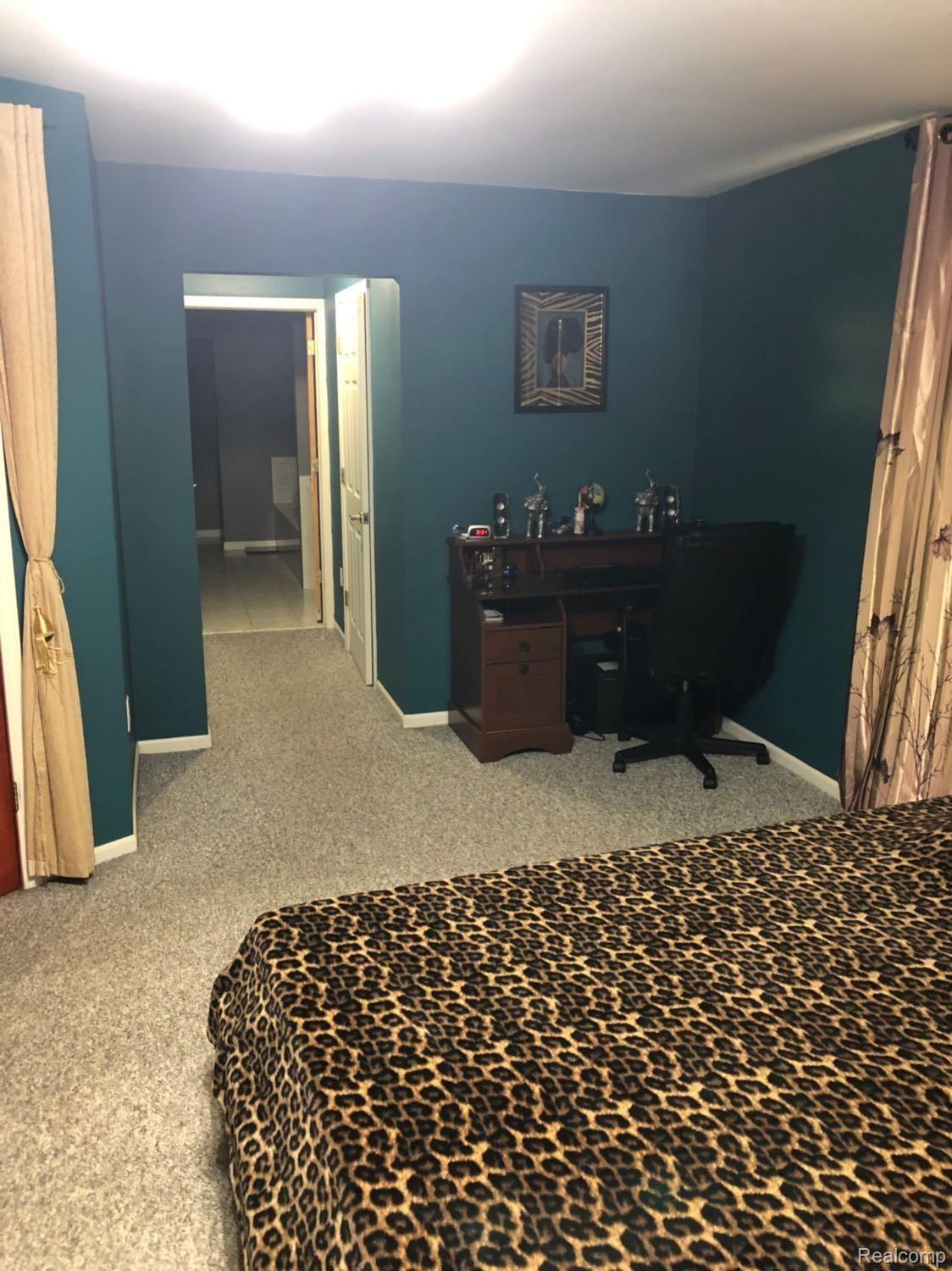 2327 Elmcrest Road Sterling Heights, MI 48310 - Photo 35 of 72 picture_44.jpg