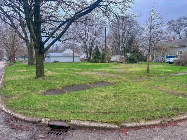 $25,000 | 1022 Howard Street, Niles, MI 49120