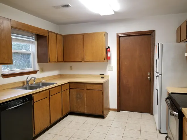 $2,250 | 2155 Forest Lakes Boulevard, Charleston, SC 29414