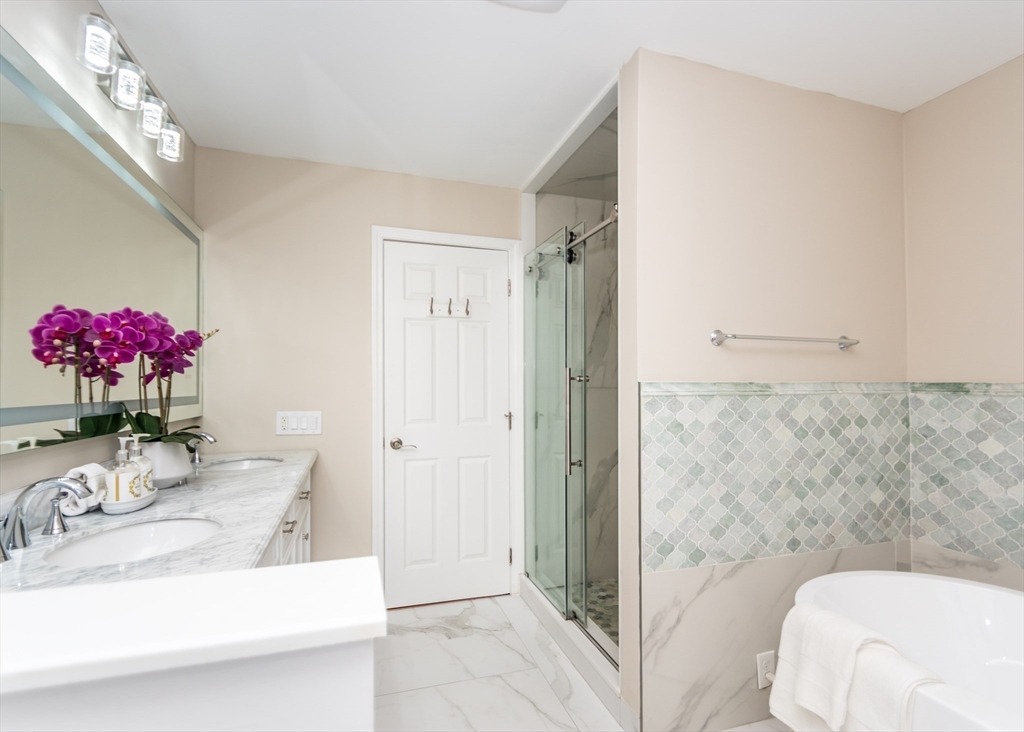 10 Rosegate Road Needham, MA 02494 - Photo 17 of 36 Gallery Image 17
