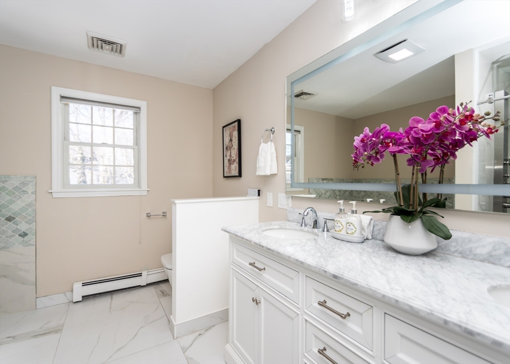 10 Rosegate Road Needham, MA 02494 - Photo 18 of 36 Gallery Image 18