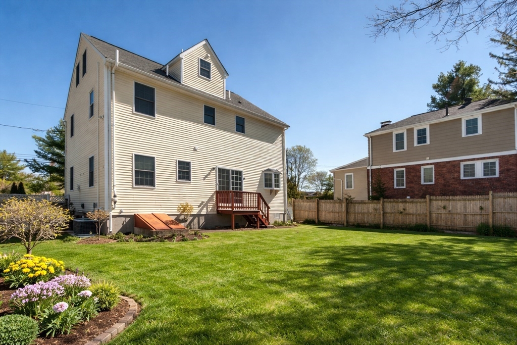 10 Rosegate Road Needham, MA 02494 - Photo 32 of 36 Gallery Image 32