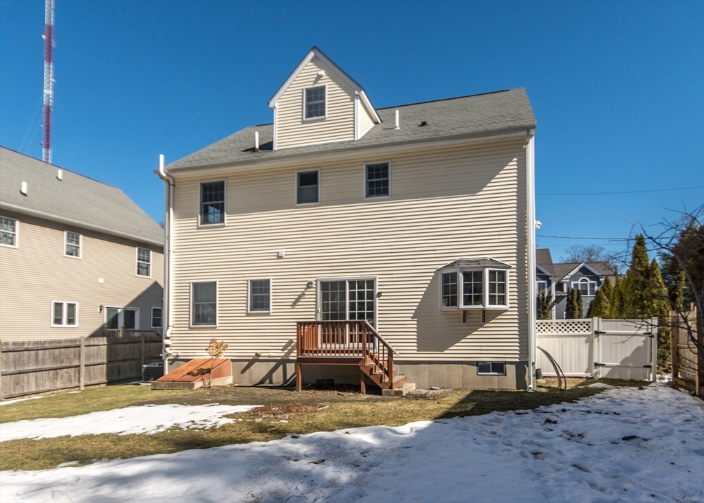10 Rosegate Road Needham, MA 02494 - Photo 33 of 36 Gallery Image 33