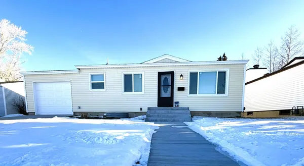 $249,900 | 422 Beech Avenue, Kemmerer, WY 83101