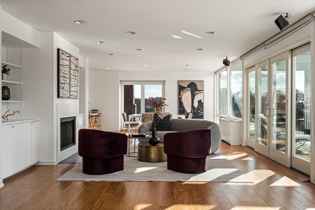 80 Park Street, Unit PH Brookline, MA 02446 - Photo 10 of 28