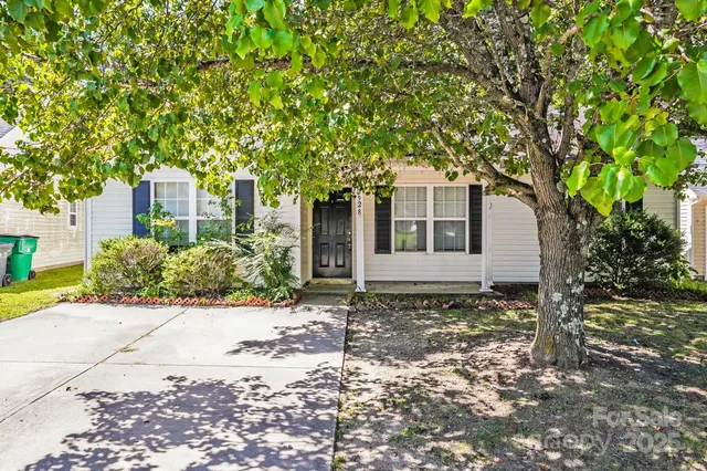 $279,900 | 2928 Westwinds Court, Charlotte, NC 28214