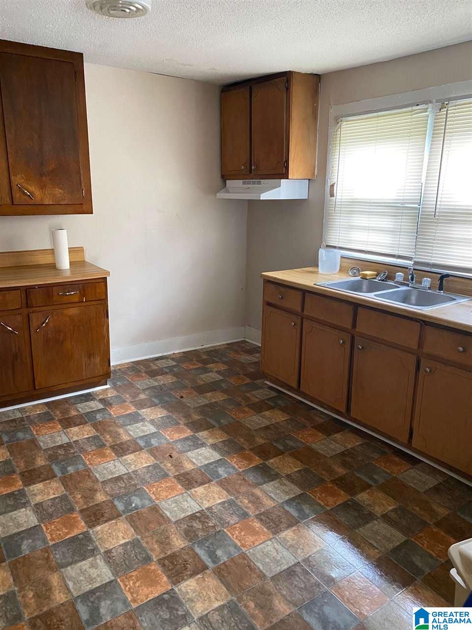 2436 Carlos Avenue Southwest Birmingham, AL 35211 - Photo 10 of 10