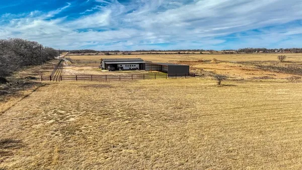 $645,000 | 623 County Road 123, Comanche, TX 76442