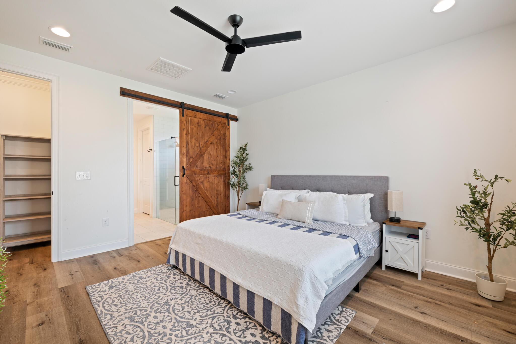 106 Amelia Rae Circle Valparaiso, FL 32580 - Photo 20 of 46 Primary bedroom