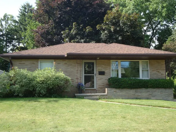 $315,000 | 1110 Innes Street Northeast, Grand Rapids, MI 49503