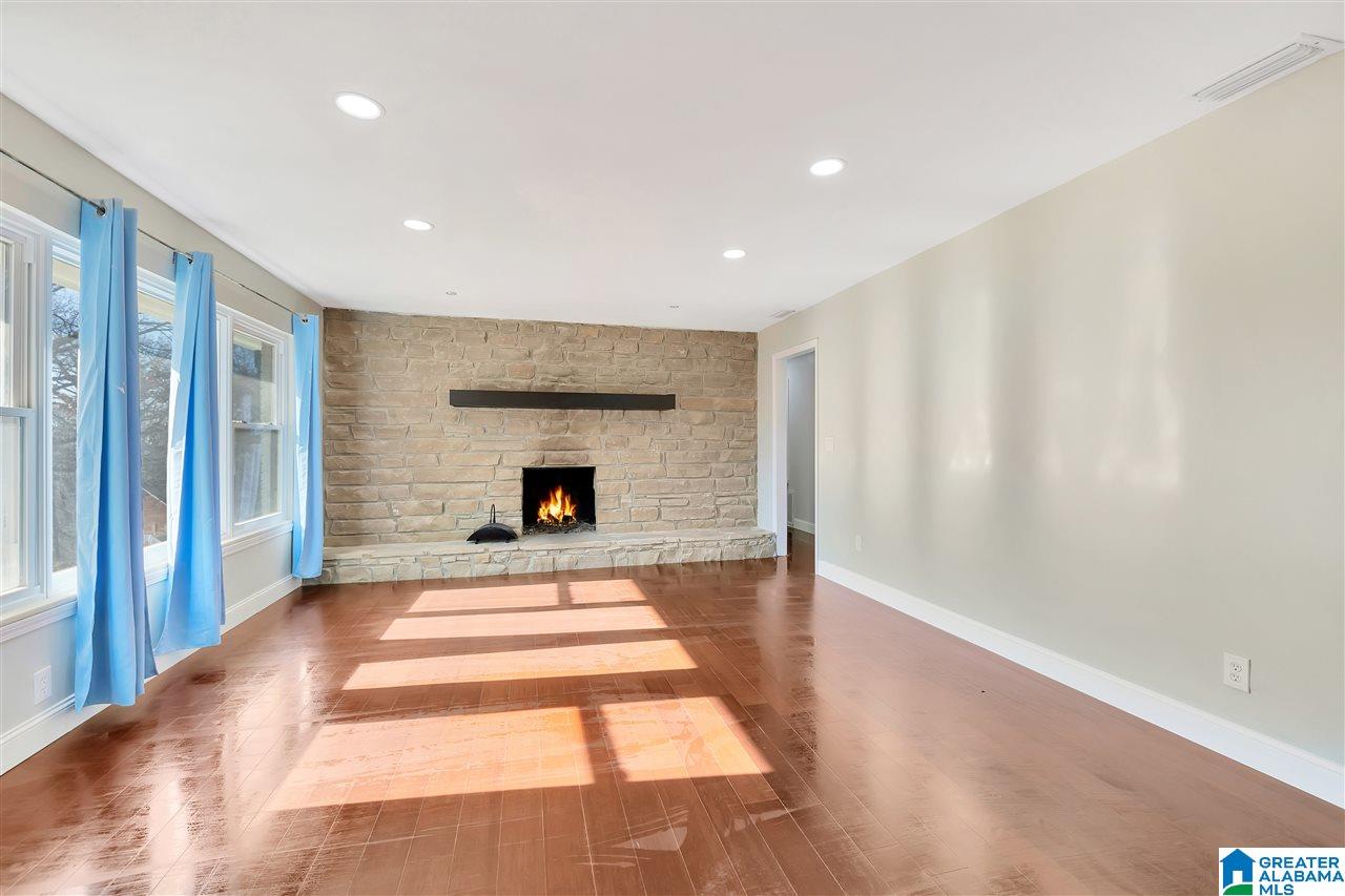 648 Ridge Top Circle Birmingham, AL 35206 - Photo 10 of 33