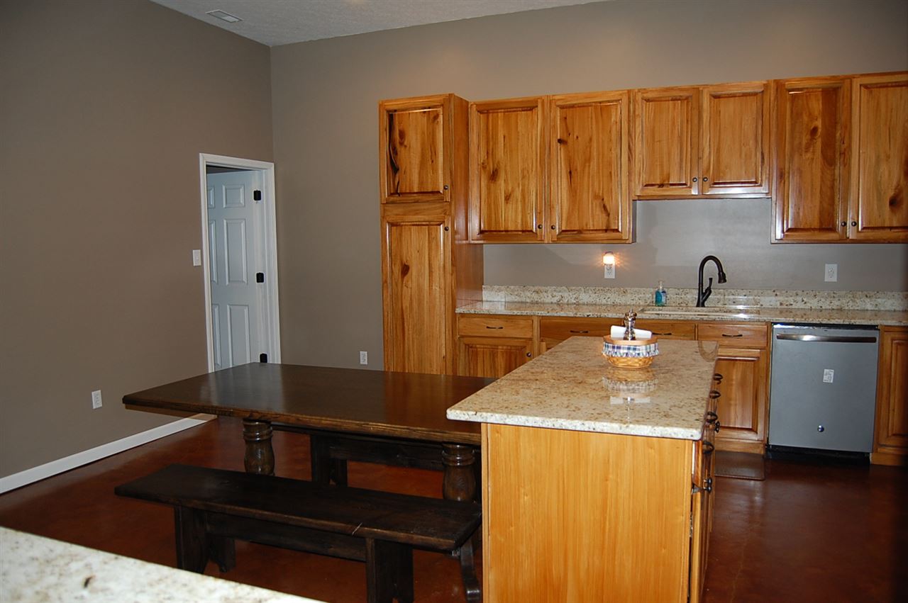 1009 Pinewood Lane Springville, IN 47462 - Photo 4 of 34