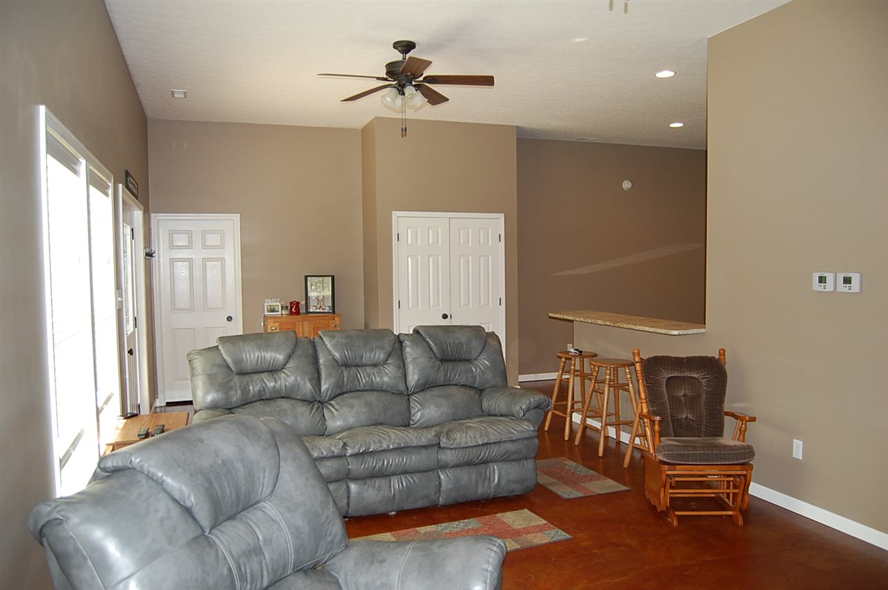 1009 Pinewood Lane Springville, IN 47462 - Photo 6 of 34