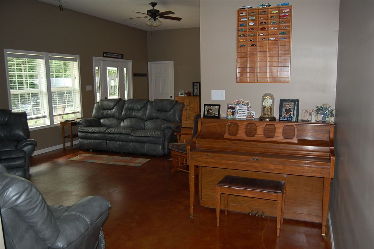 1009 Pinewood Lane Springville, IN 47462 - Photo 8 of 34
