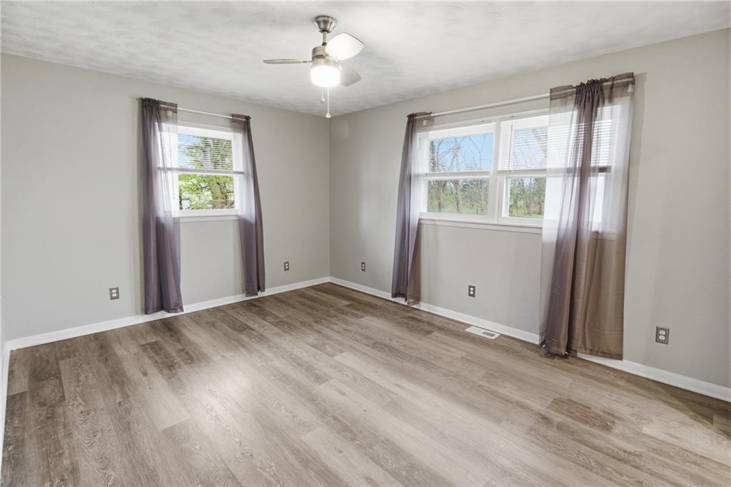 4712 Main Street Parsons, KS 67357 - Photo 14 of 34