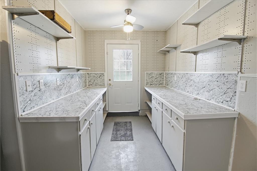 4712 Main Street Parsons, KS 67357 - Photo 24 of 34