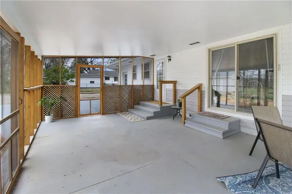 $299,000 | 4712 Main Street, Parsons, KS 67357