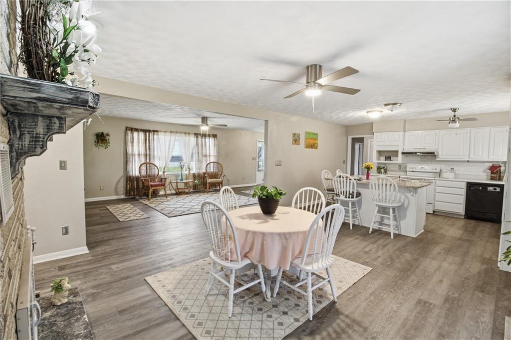 4712 Main Street Parsons, KS 67357 - Photo 5 of 34