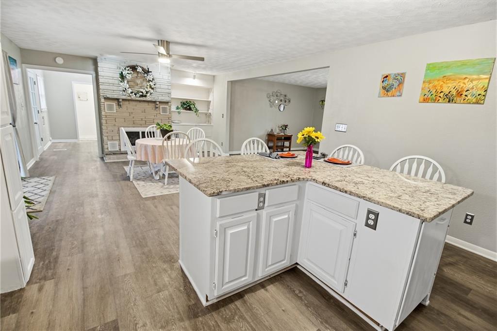 4712 Main Street Parsons, KS 67357 - Photo 8 of 34