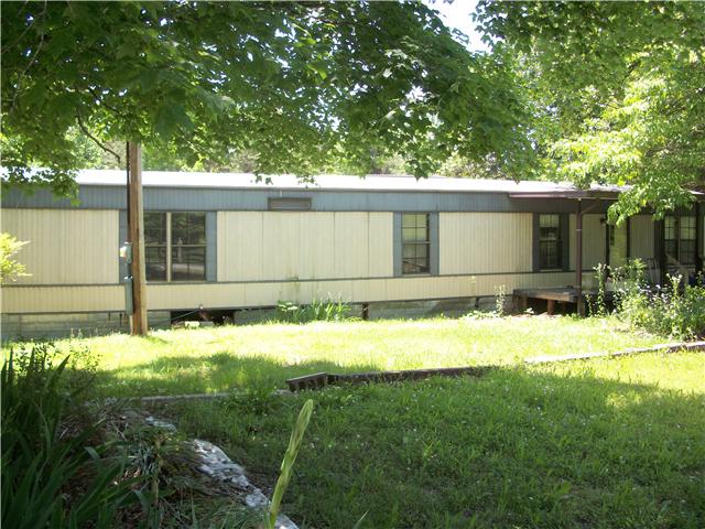 1140 Poole Road Chapmansboro, TN 37035 - Photo 3 of 6 ANOTHER VIEW OF TRAILOR