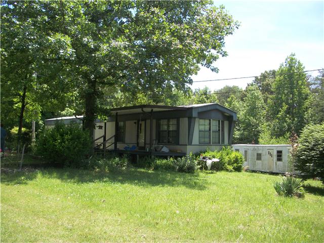 1140 Poole Road Chapmansboro, TN 37035 - Photo 4 of 6 SIDE OF PROPERTY SHOWING 2ND TRAILOR