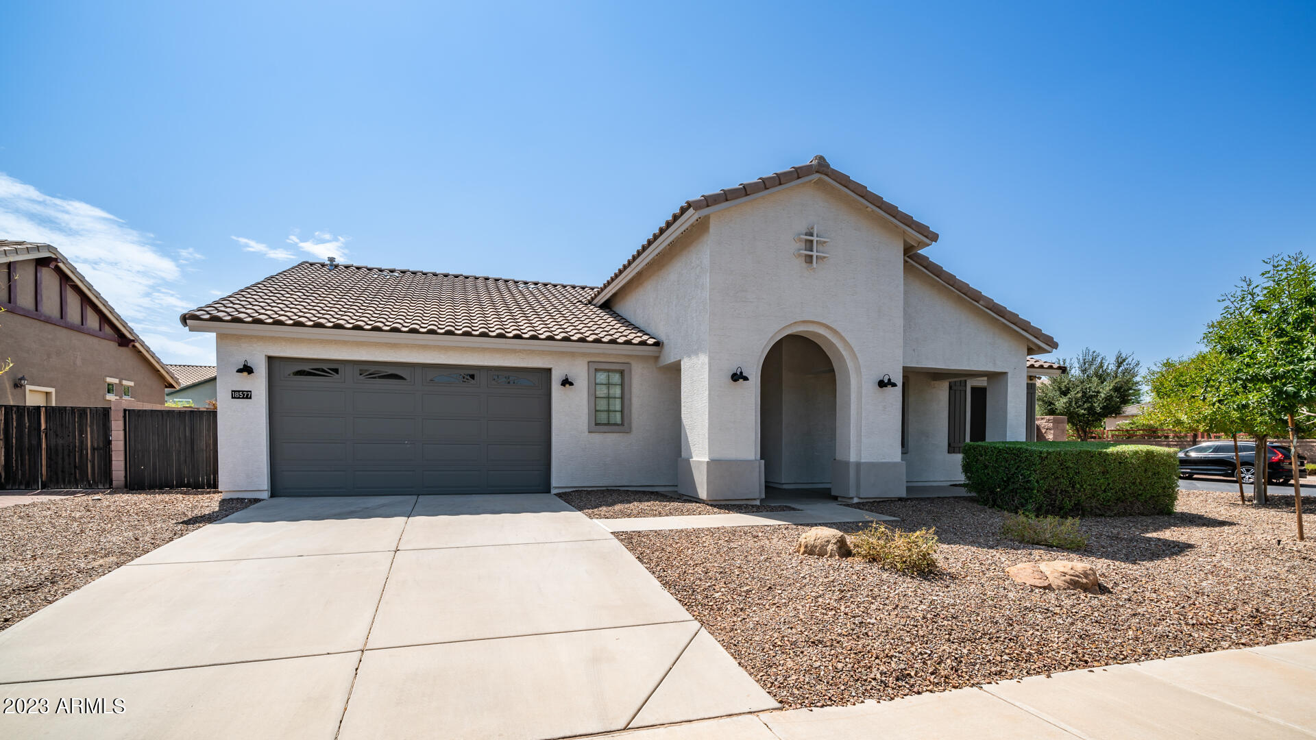 18577 E Ryan Rd-1
