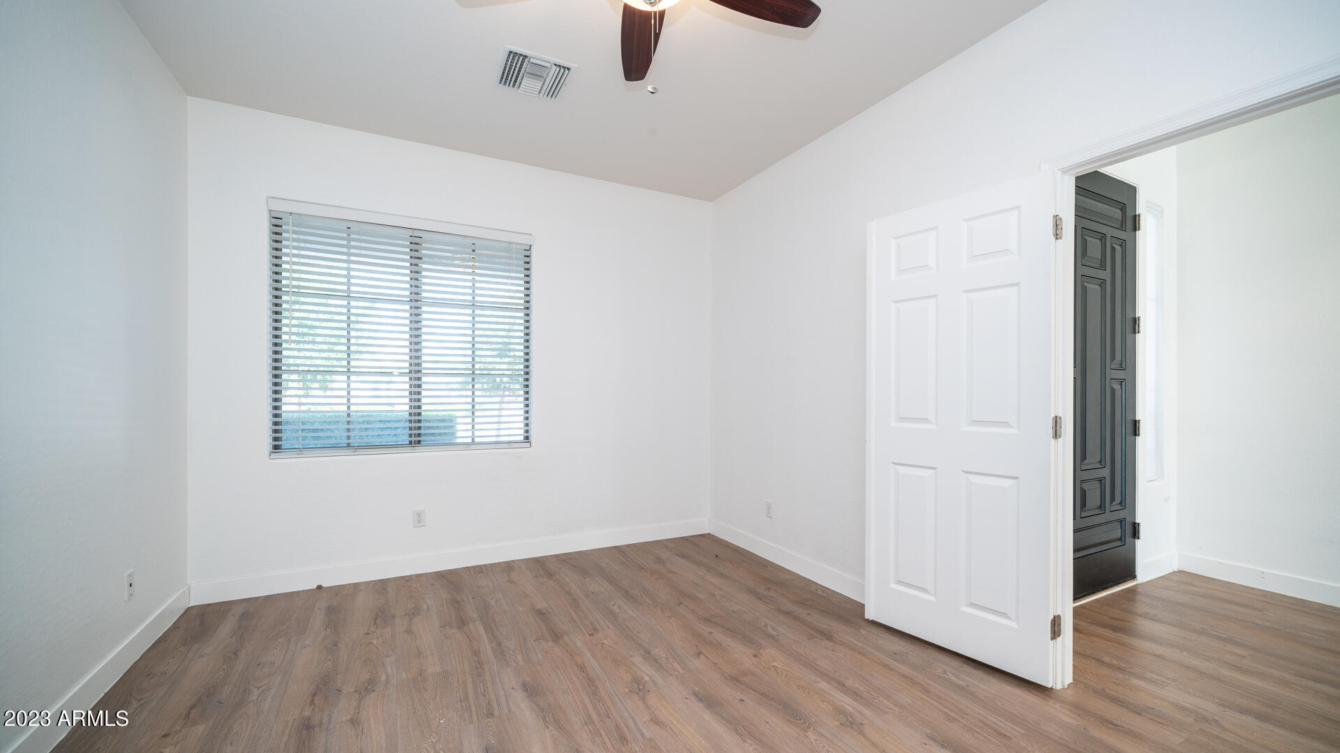 18577 East Ryan Road Queen Creek, AZ 85142 - Photo 7 of 42 18577 E Ryan Rd-32