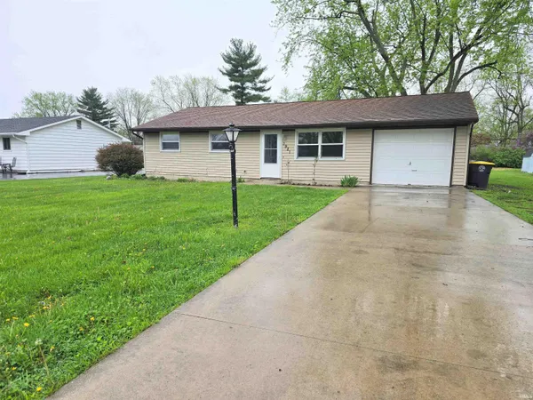 $170,000 | 1921 Lathrop Drive, Fort Wayne, IN 46808