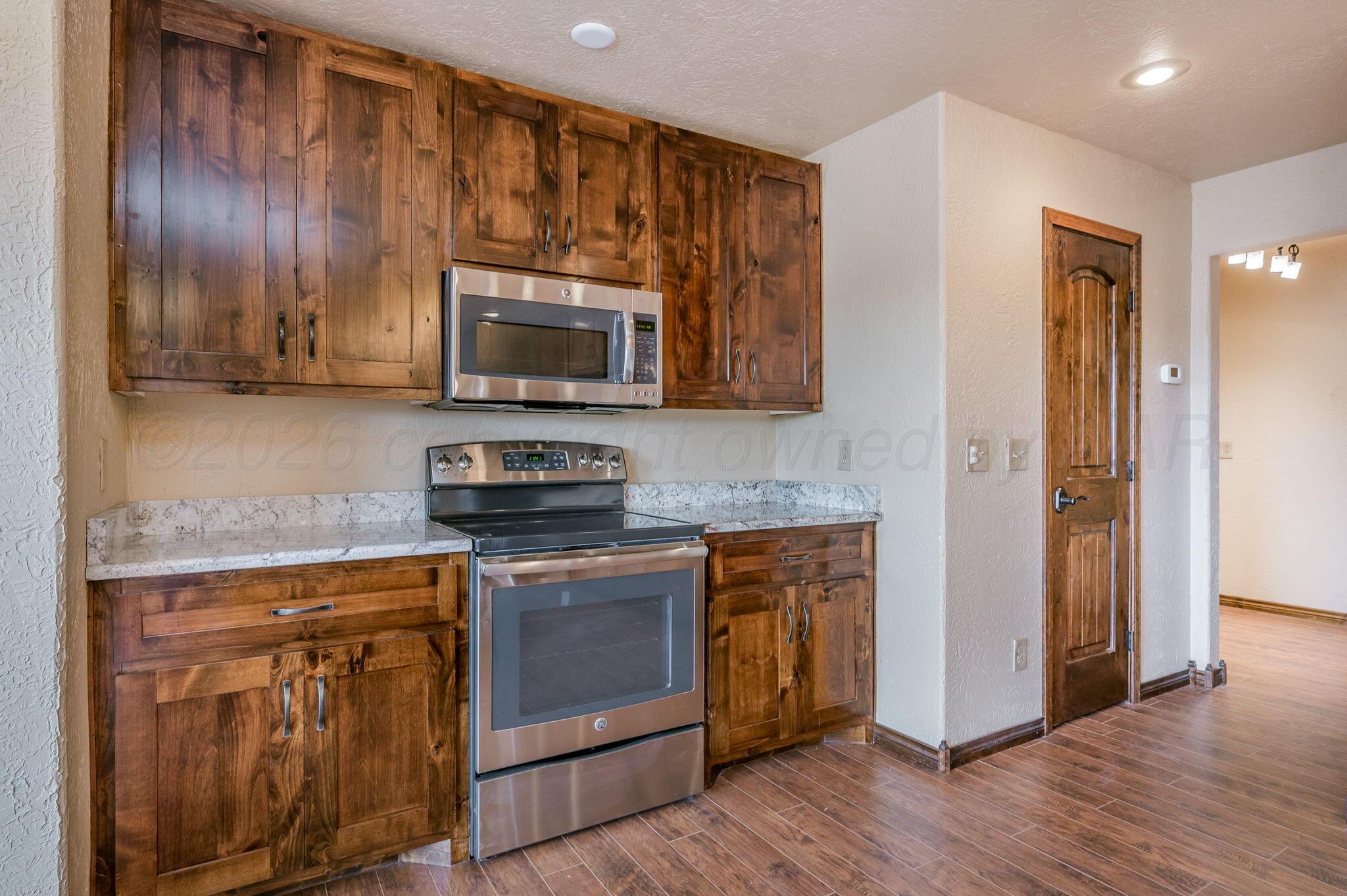8150 Little Fox Trail Amarillo, TX 79118 - Photo 40 of 69 Upstairs Kitchen-3