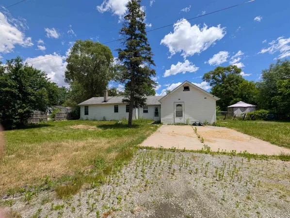 $89,900 | 2286 California Avenue, Saginaw, MI 48601
