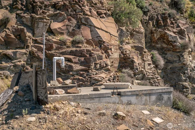 a view of a lake view