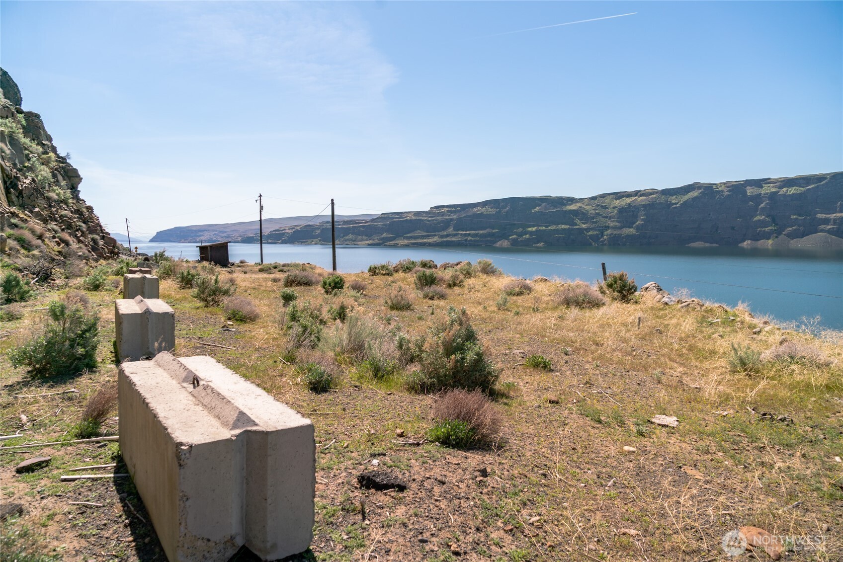 1422 Sunland Road Quincy, WA 98848 - Photo 22 of 34 a terrace view with two chairs