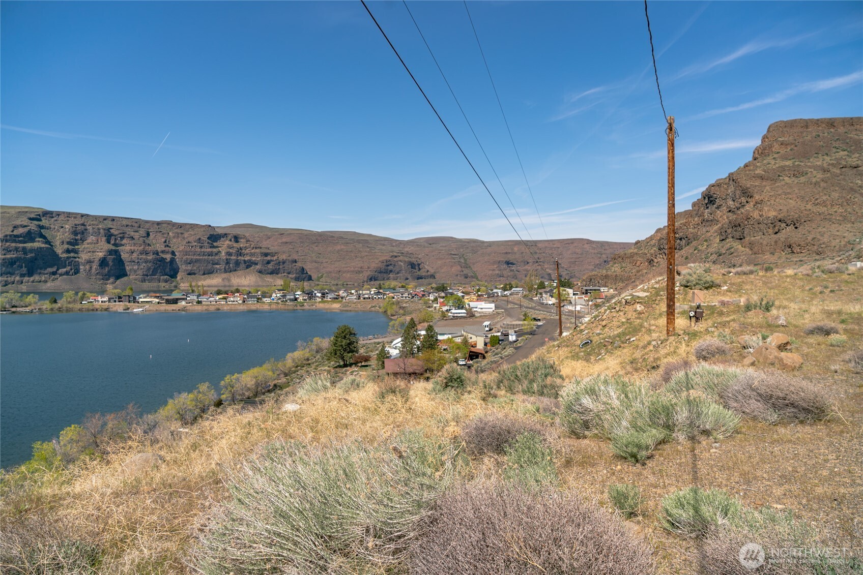 1422 Sunland Road Quincy, WA 98848 - Photo 31 of 34 a view of a lake