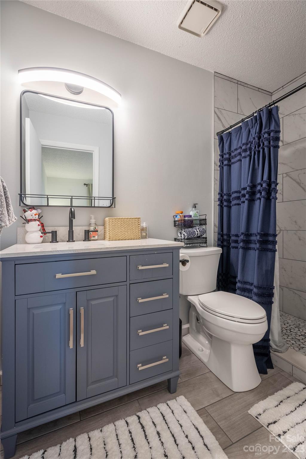 5374 Valley Field Road Southeast Hickory, NC 28602 - Photo 11 of 22 Gallery Image 11