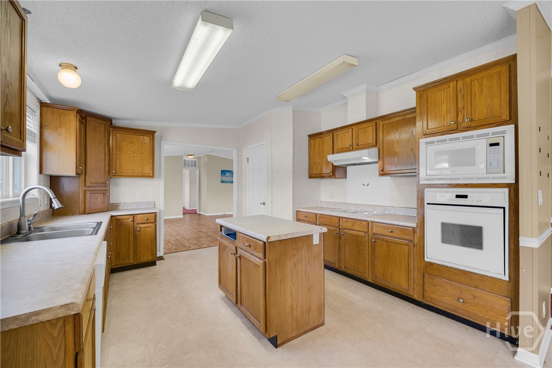 11096 Nowhere Road Hull, GA 30646 - Photo 9 of 45