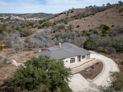 $759,000 | 165 Antler Falls Run, Comfort, TX 78013