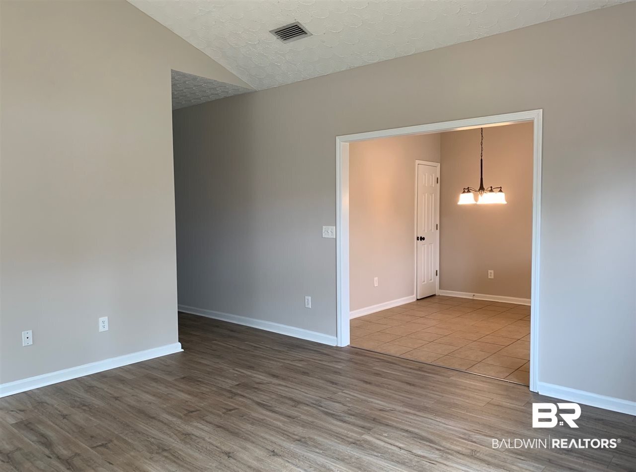 1318 Dominoe Trail Foley, AL 36535 - Photo 4 of 18